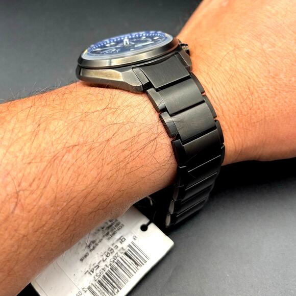 Citizen BL5607-54L Men’s Eco-Drive Sport Chronograph Blue Dial Black IP NIBWT - Picture 17 of 17